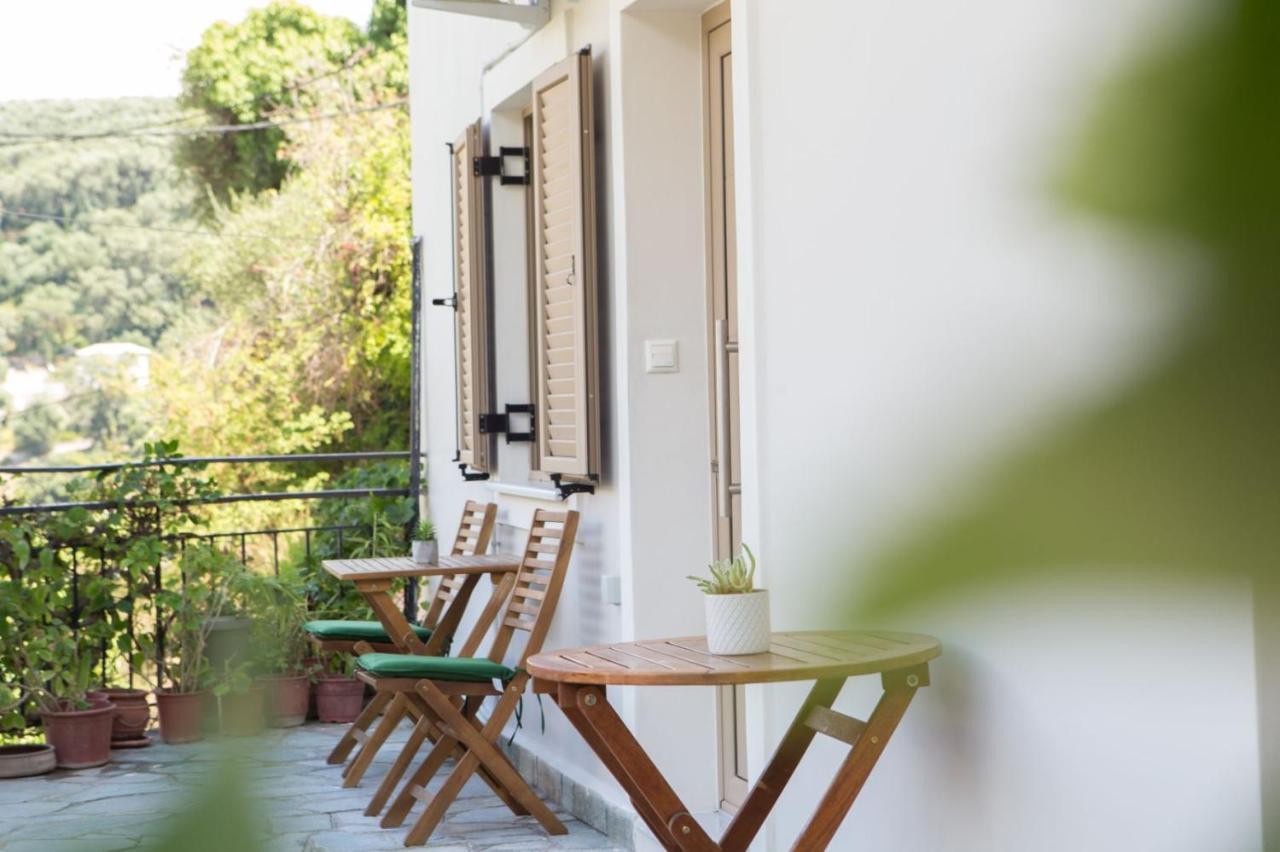 Le Quartier Comfy Studios Parga Exterior photo